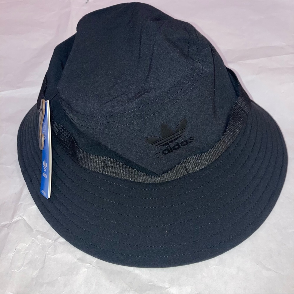 Adidas trefoil hat